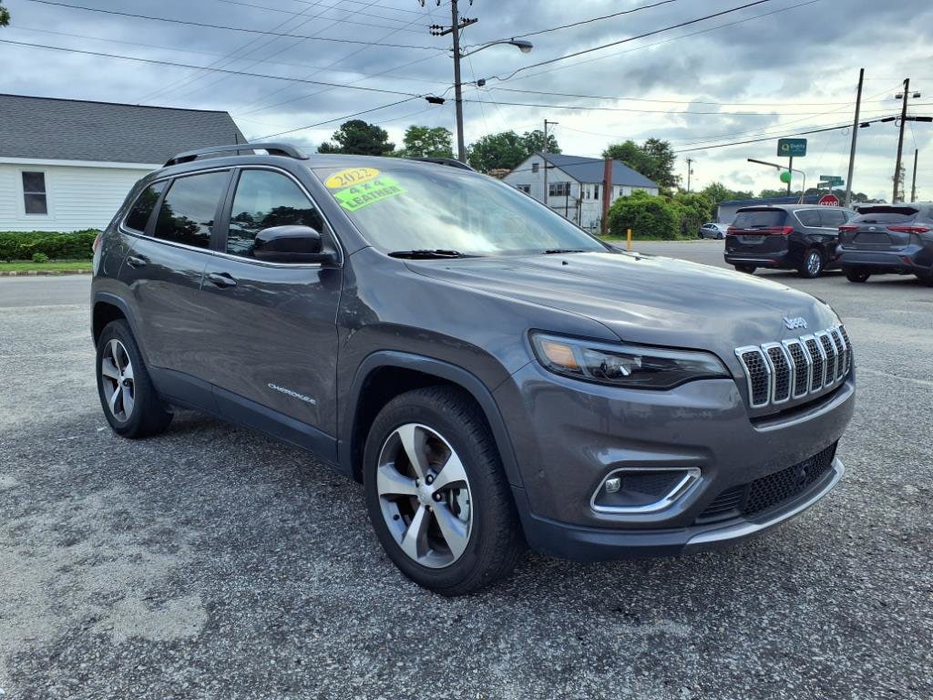 Used 2022 Jeep Cherokee Limited with VIN 1C4PJMDN5ND506089 for sale in Williamston, NC