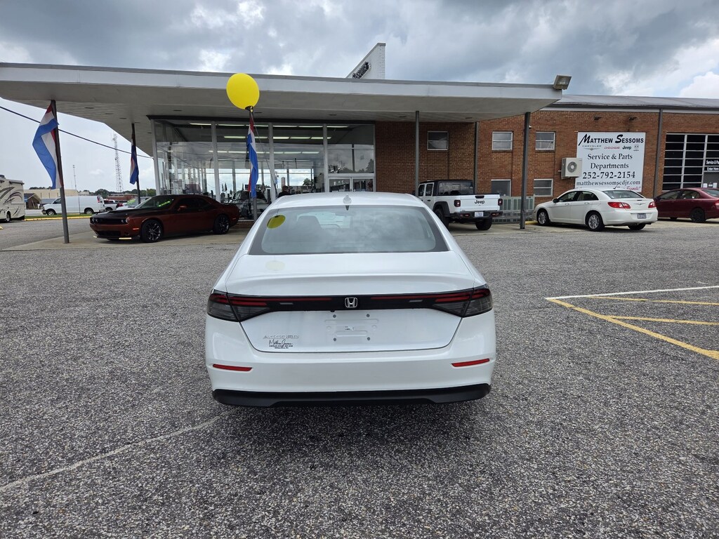 Used 2023 Honda Accord LX Sedan