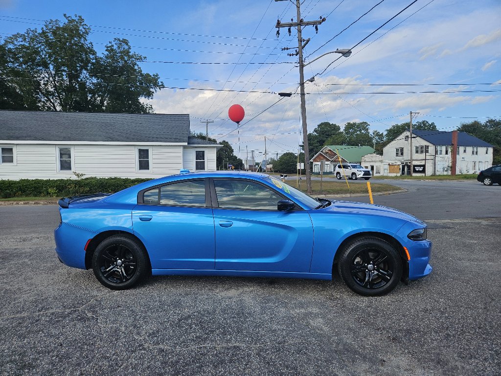 2023 Dodge Charger SXT photo 3