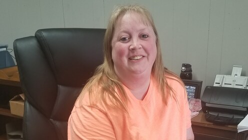 Staff member Tammy Harrell from 959ea2edc67d