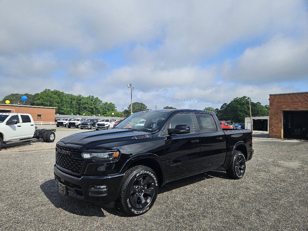 2025 Ram 1500 Big Horn photo 4