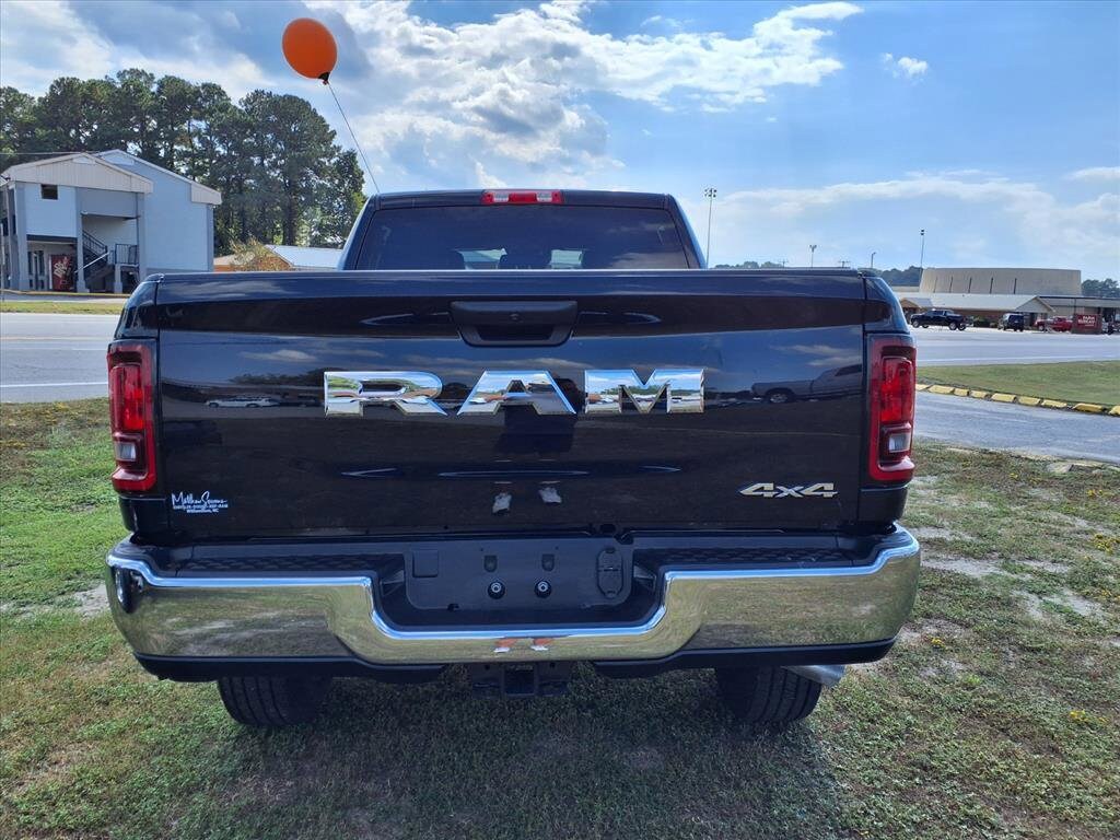 2026 Ram 2500 Tradesman photo 2