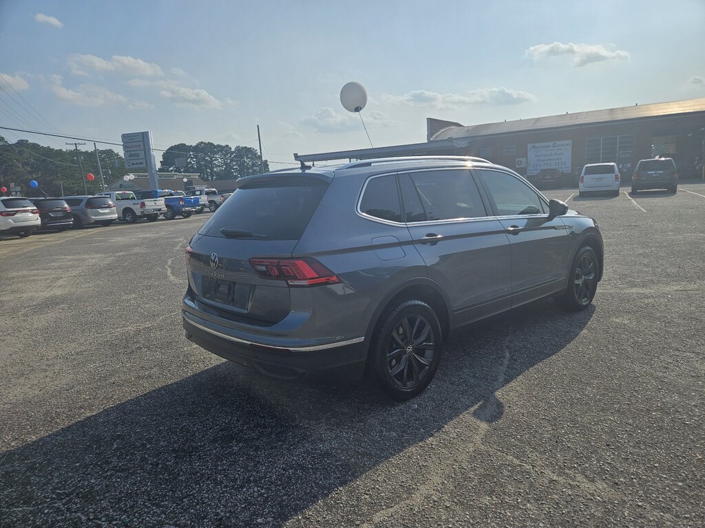 Used 2024 Volkswagen Tiguan 2.0T SE SUV
