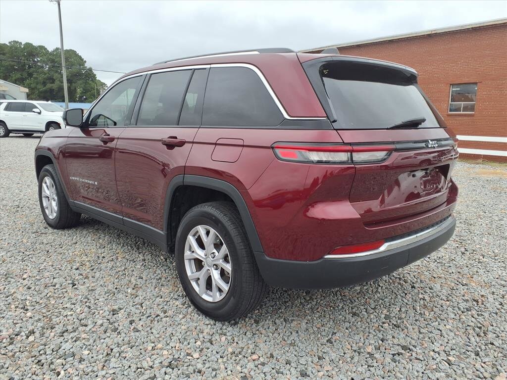 2022 Jeep Grand Cherokee Limited photo 4