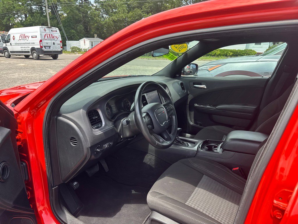 2023 Dodge Charger SXT photo 3
