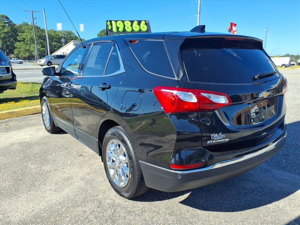 2020 Chevrolet Equinox LT photo 4