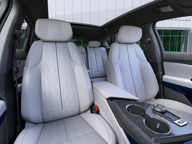 2025 Cadillac OPTIQ Sport 2 - Photo 16