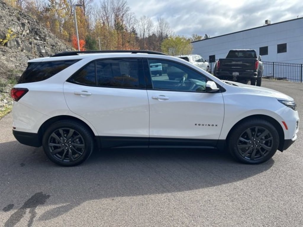 Used 2022 Chevrolet Equinox RS SUV