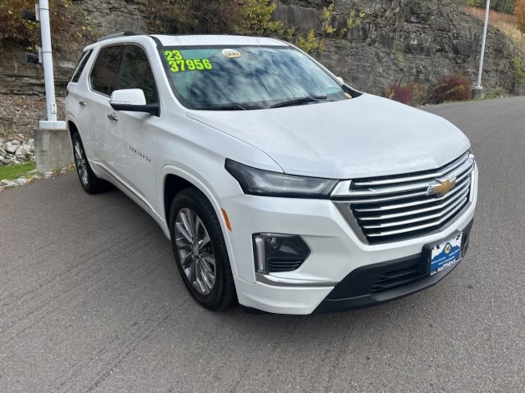 Used 2023 Chevrolet Traverse Premier SUV