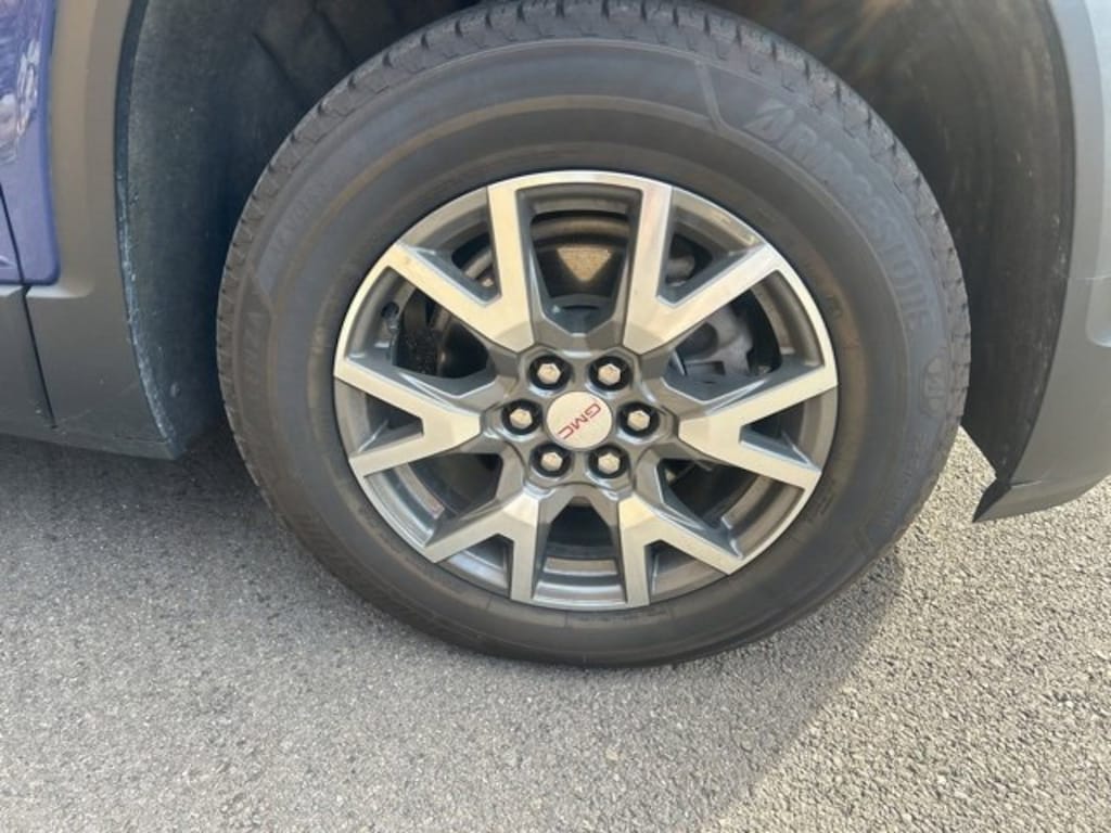 Used 2023 GMC Acadia SLE SUV