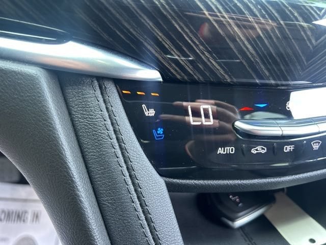 2024 Cadillac XT6 Premium Luxury - Photo 35