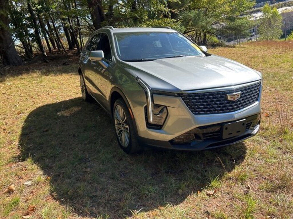 Used 2024 CADILLAC XT4 Premium Luxury SUV
