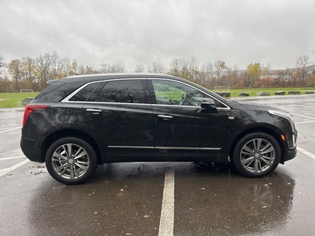 Used 2024 CADILLAC XT5 Premium Luxury SUV
