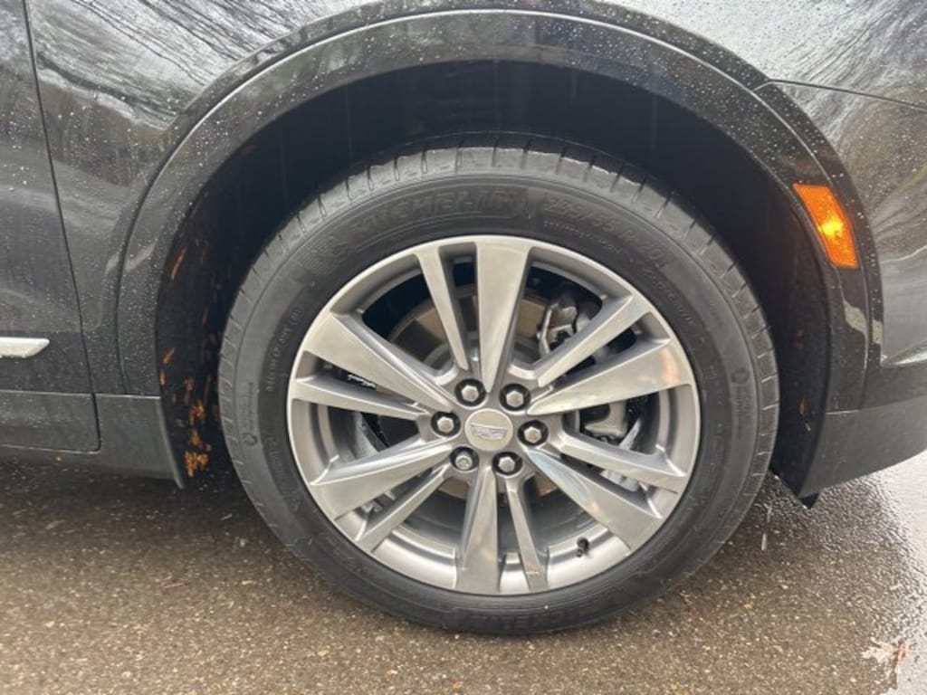 Used 2024 CADILLAC XT5 Premium Luxury SUV