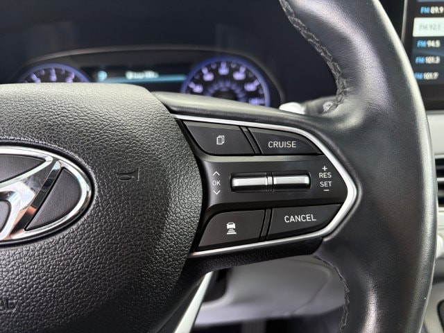 Additional photo of vehicle.