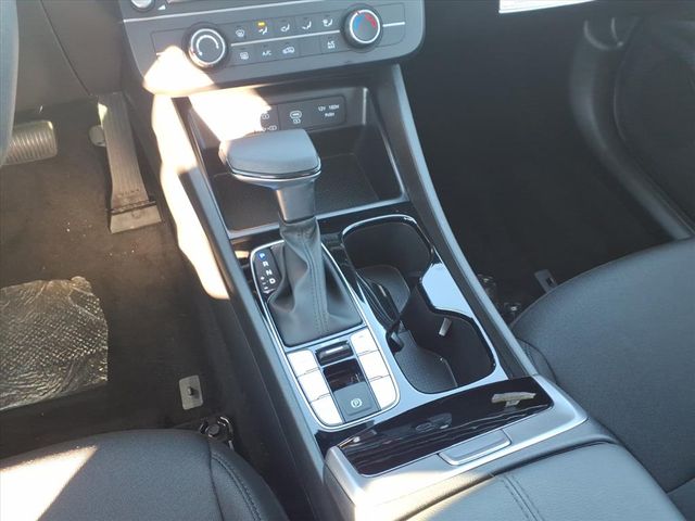 2025 Hyundai Tucson SE - Photo 14