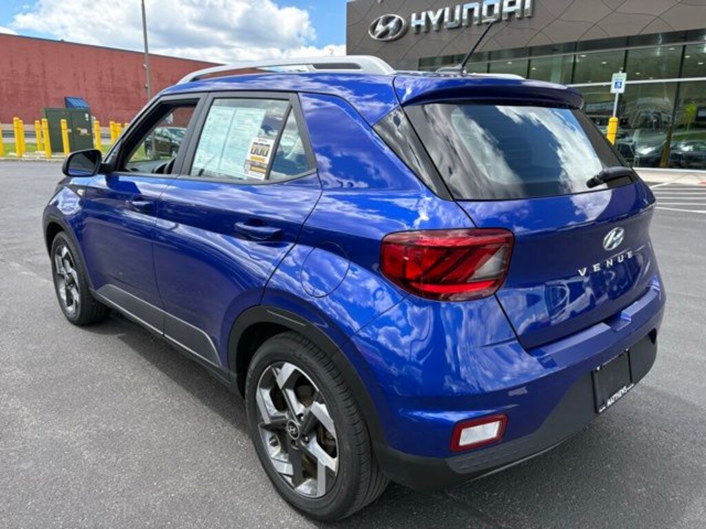 Certified 2023 Hyundai Venue SEL SUV