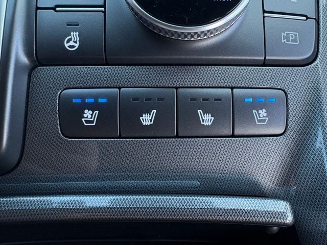 2023 Hyundai Santa Fe Calligraphy - Photo 19