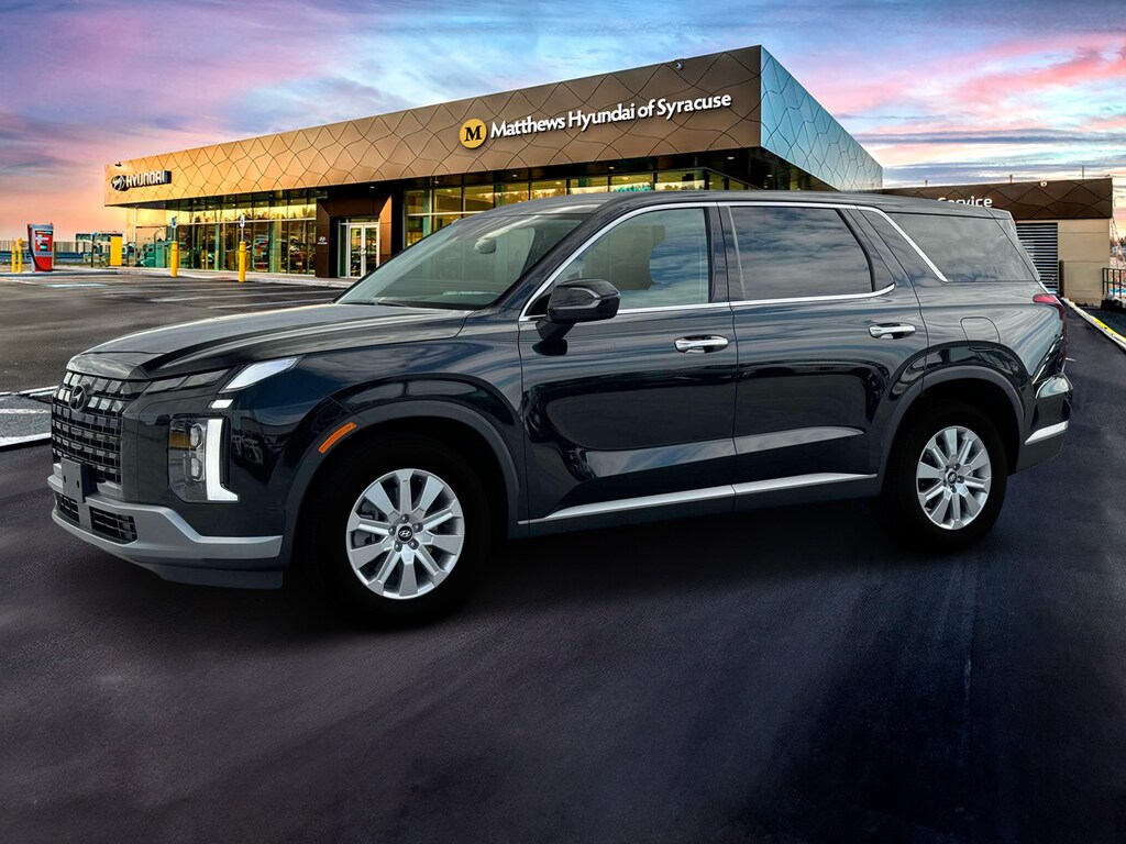 New 2025 Hyundai Palisade SE FWD SUV