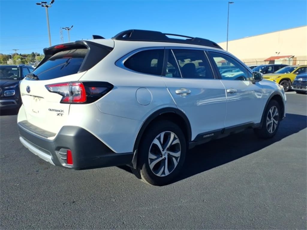 Used 2022 Subaru Outback Limited XT SUV