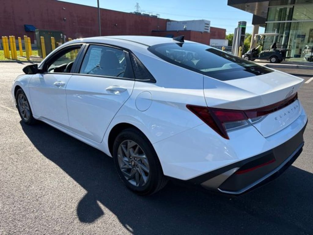 Certified 2024 Hyundai Elantra SEL Sedan