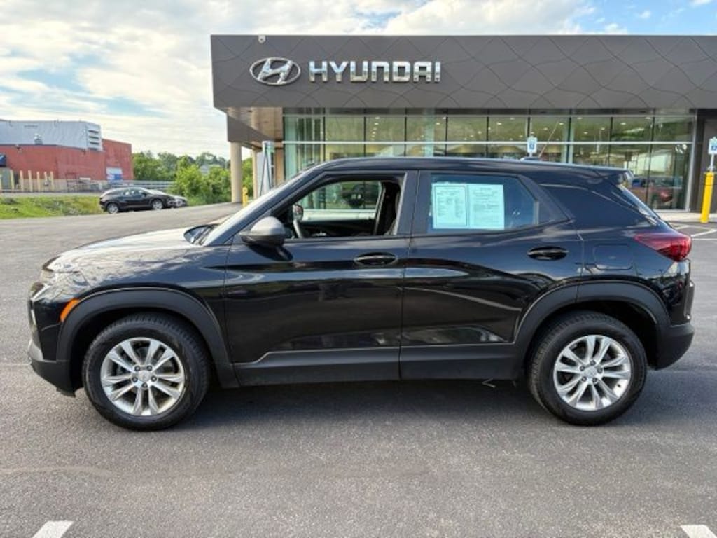 Used 2023 Chevrolet Trailblazer LS SUV