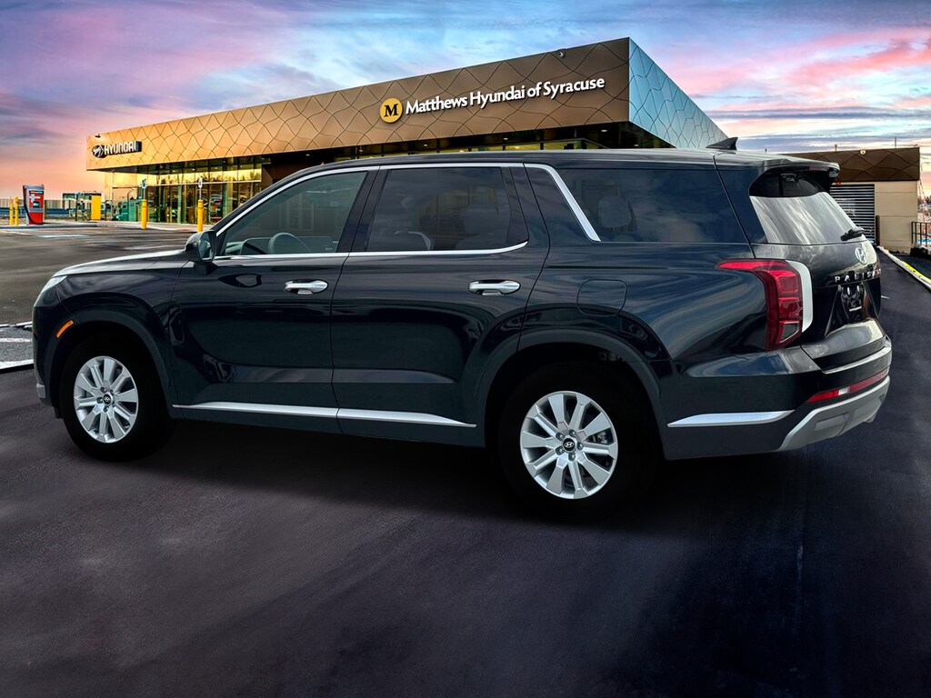 New 2025 Hyundai Palisade SE FWD SUV