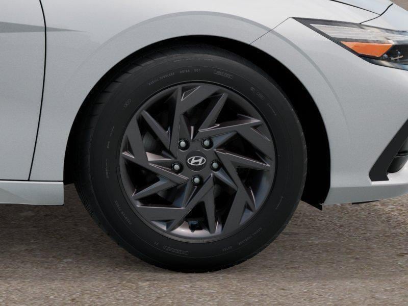 2026 Hyundai Elantra Blue - Photo 8