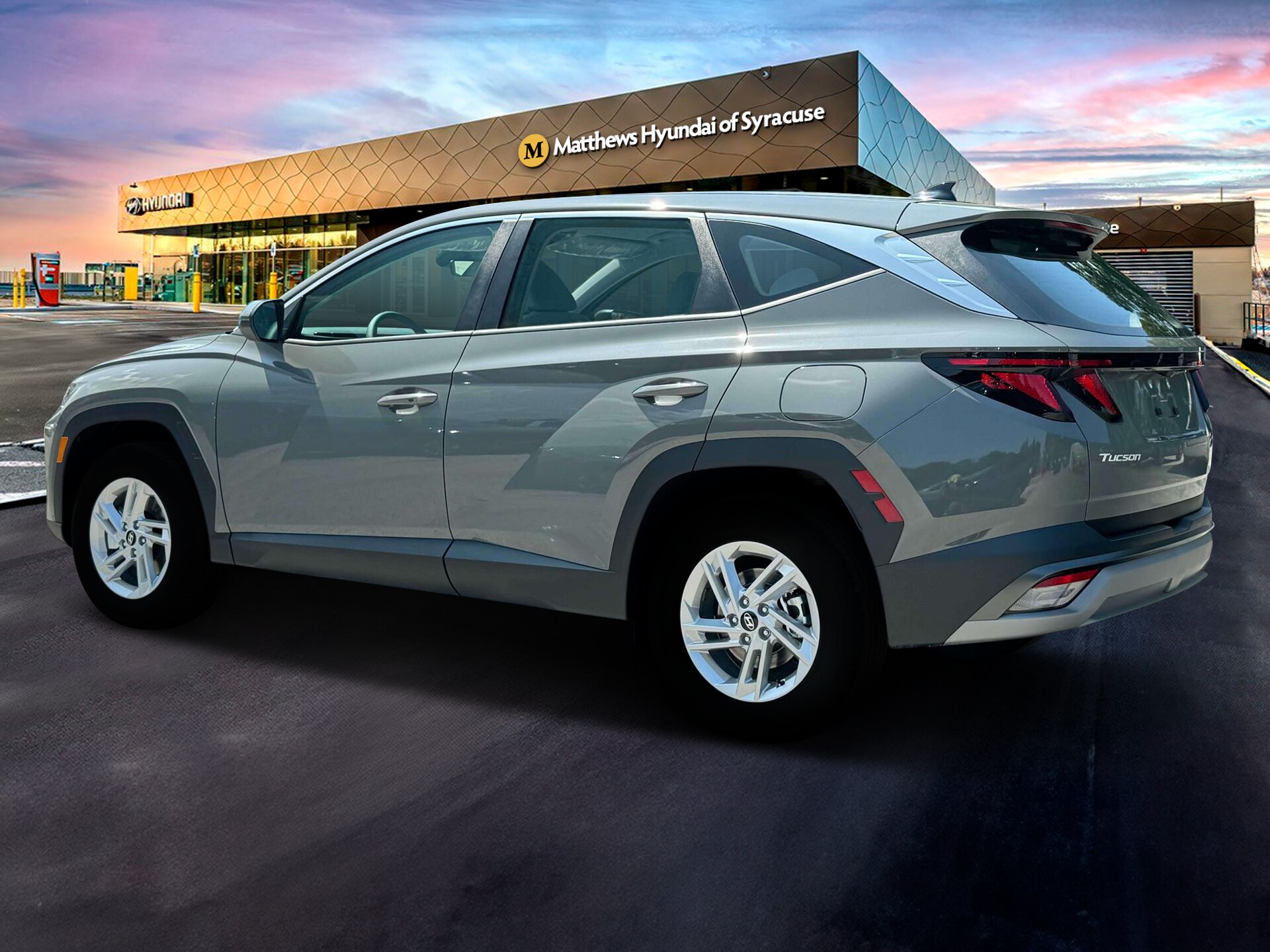 2025 Hyundai Tucson SE photo 3