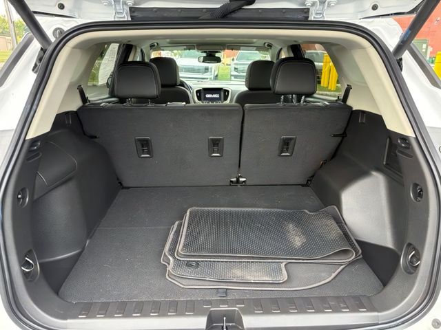 2023 GMC Terrain Denali - Photo 18