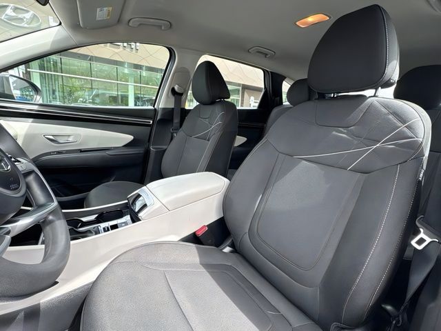 2024 Hyundai Tucson SE - Photo 12