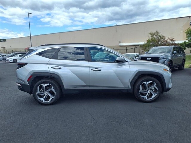 2024 Hyundai Tucson SEL Convenience photo 2
