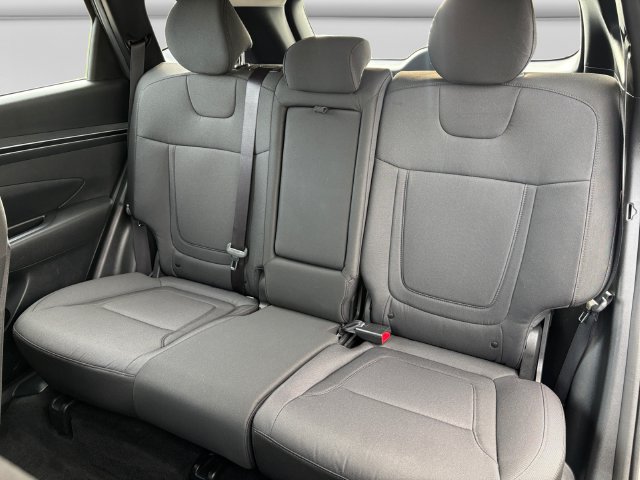 2024 Hyundai Tucson SE - Photo 18