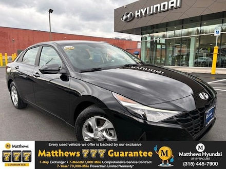 2023 Hyundai Elantra SE Sedan