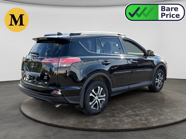 2018 Toyota RAV4 LE - Photo 5