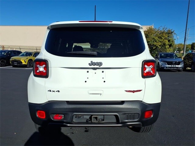 2022 Jeep Renegade Trailhawk photo 4