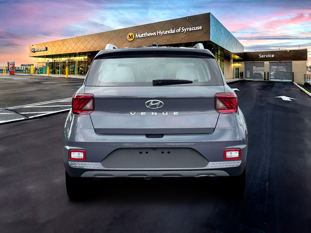 2026 Hyundai Venue SEL photo 4
