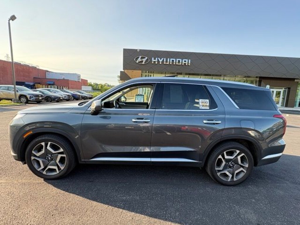 Used 2025 Hyundai Palisade SEL Premium SUV