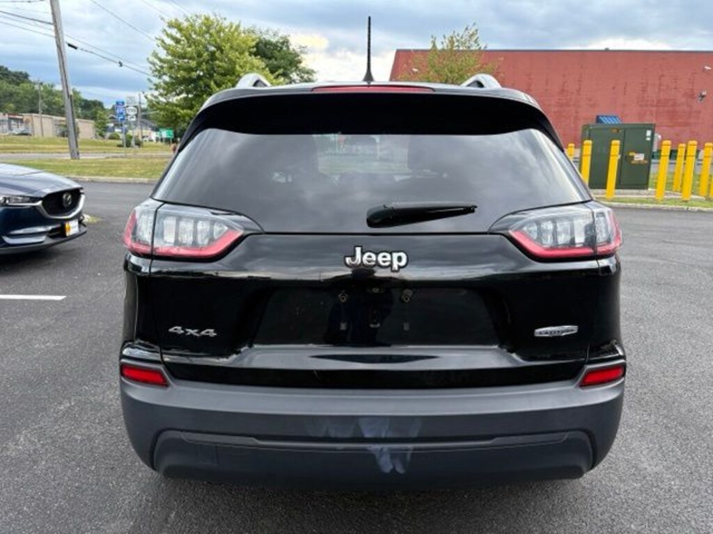 Used 2019 Jeep Cherokee Latitude Plus 4x4 SUV