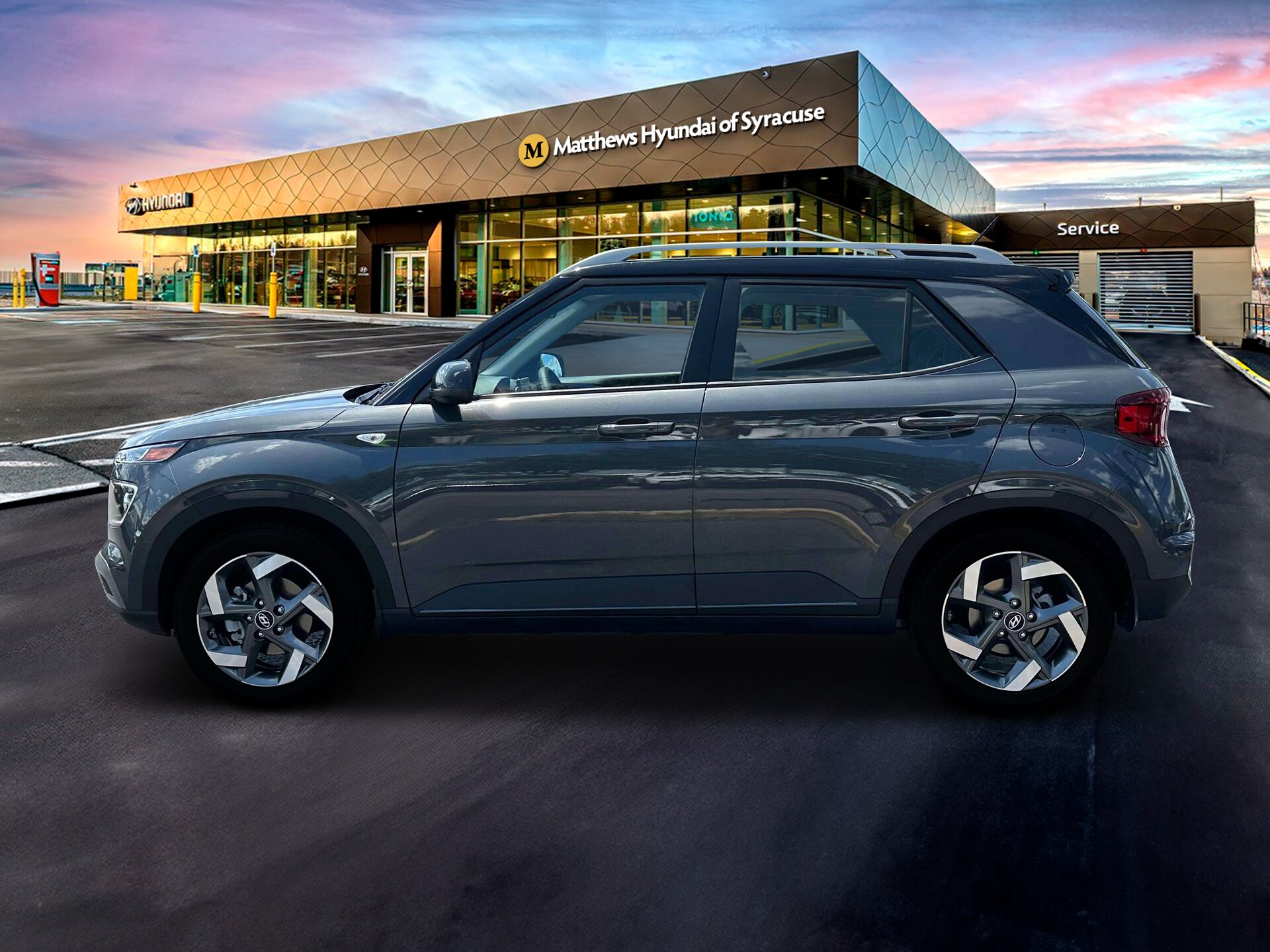 2025 Hyundai Venue Limited photo 3