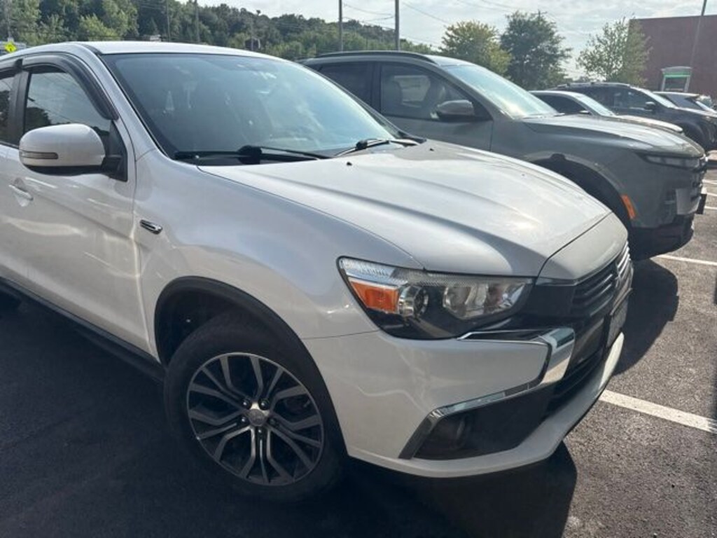 Used 2016 Mitsubishi Outlander Sport 2.0 ES SUV