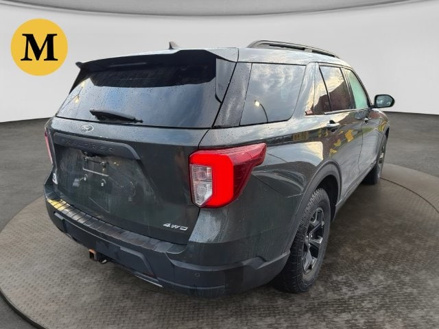 Additional photo of vehicle.