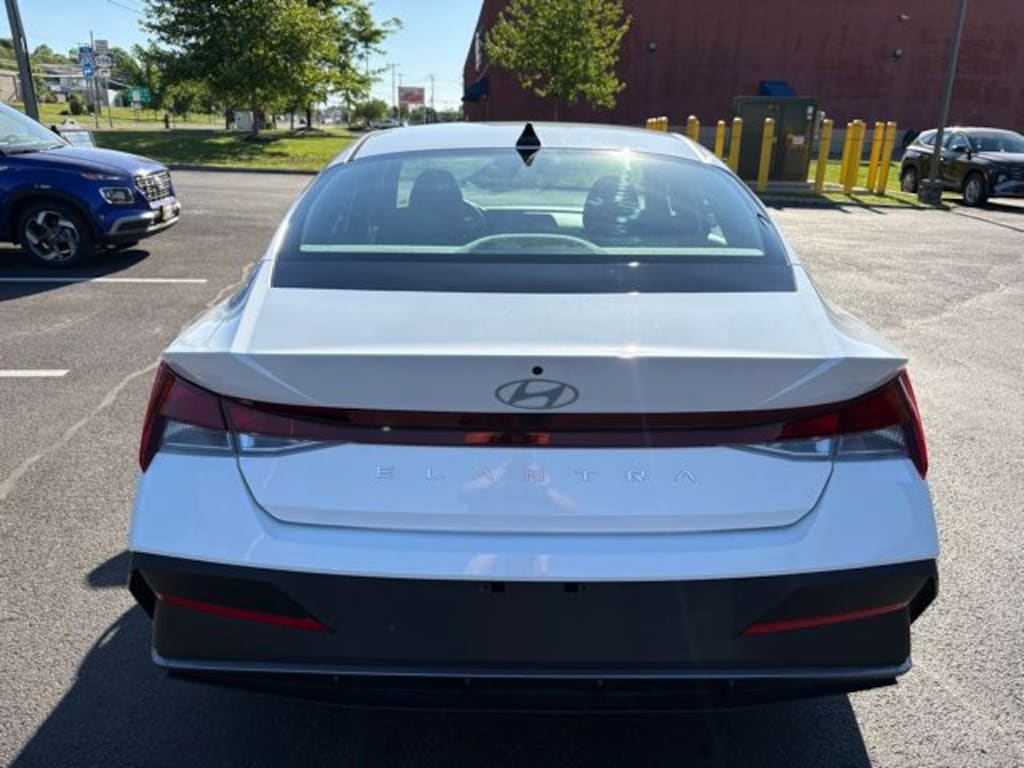 Certified 2024 Hyundai Elantra SEL Sedan