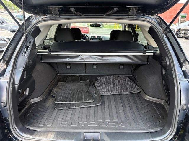 2016 Subaru Outback Premium - Photo 16