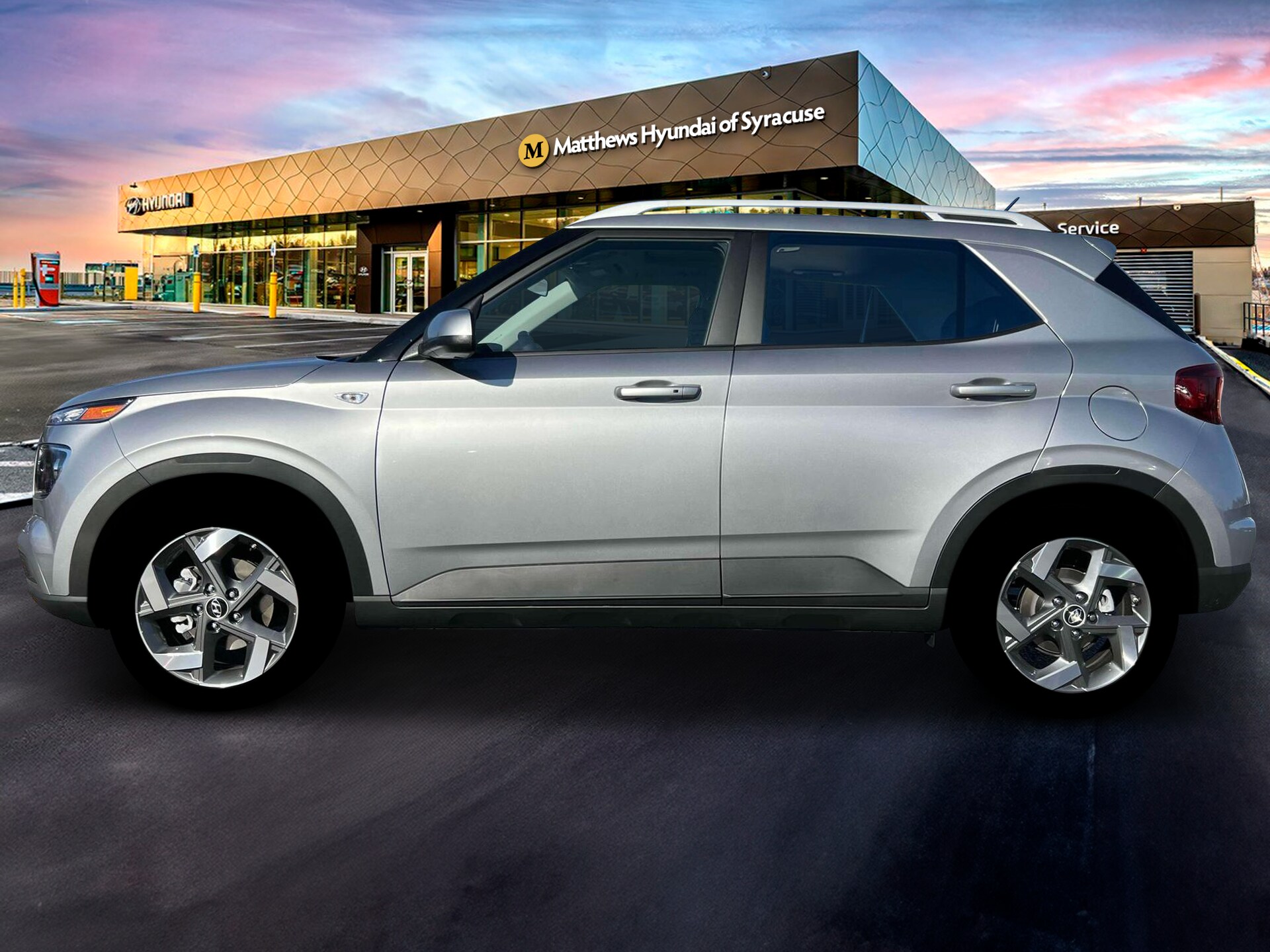 2025 Hyundai Venue SEL photo 3