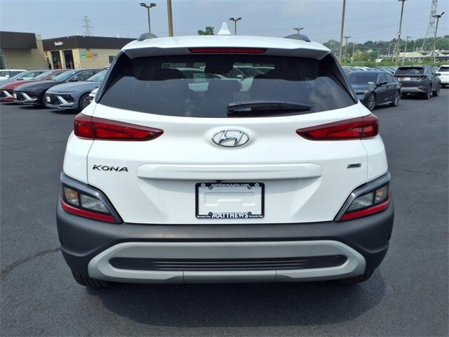 2023 Hyundai Kona SEL photo 4