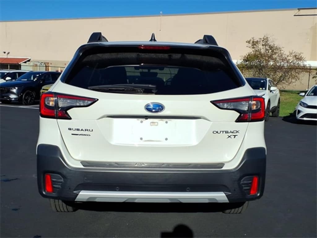 Used 2022 Subaru Outback Limited XT SUV