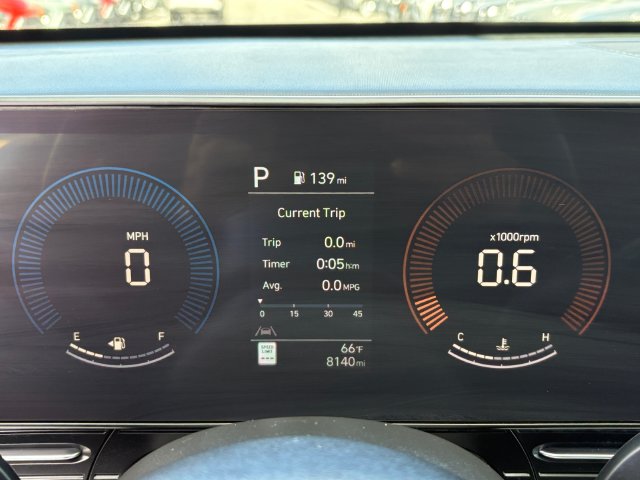 2025 Hyundai Kona SEL - Photo 16