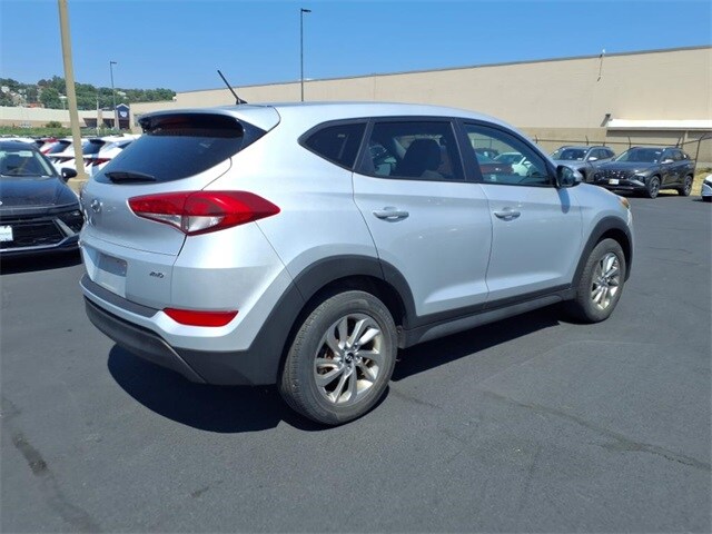 2018 Hyundai Tucson SE photo 3