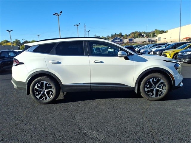 2024 Kia Sportage Hybrid EX photo 2